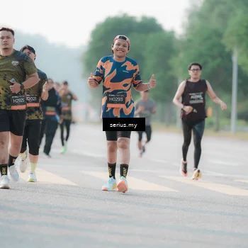 Runner Photo 6408196
