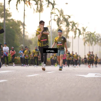 Runner Photo 6408217
