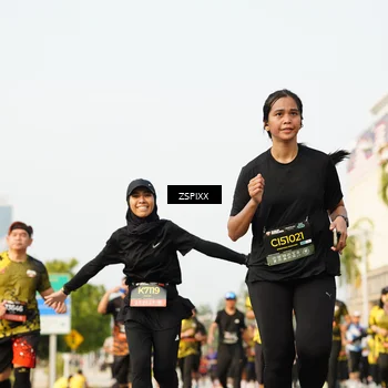 Runner Photo 6408237
