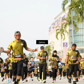 Runner Photo 6408239