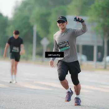 Runner Photo 6408243