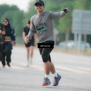 Runner Photo 6408259
