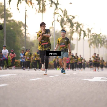 Runner Photo 6408270