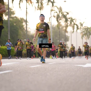 Runner Photo 6408271