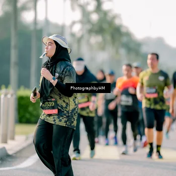 Runner Photo 6408278