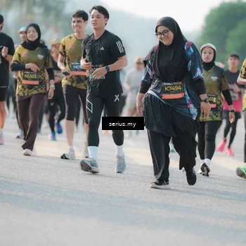 Runner Photo 6408283