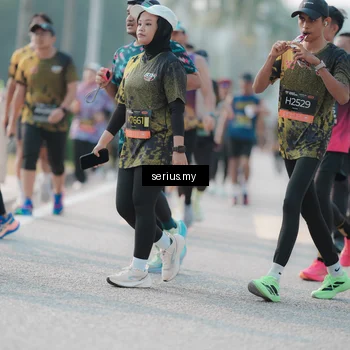 Runner Photo 6408323
