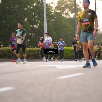 Runner Photo 6408332