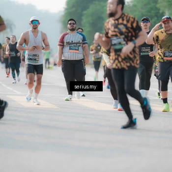 Runner Photo 6408340
