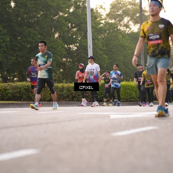 Runner Photo 6408349