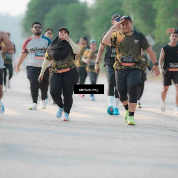 Runner Photo 6408356