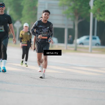 Runner Photo 6408359