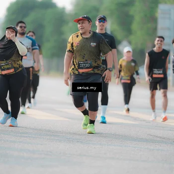 Runner Photo 6408373