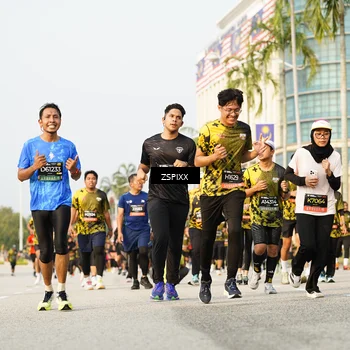 Runner Photo 6408374