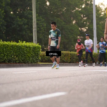Runner Photo 6408392