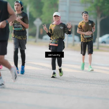 Runner Photo 6408394