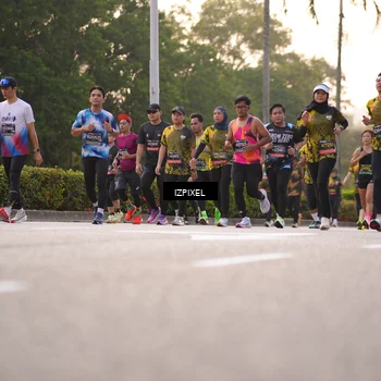 Runner Photo 6408417