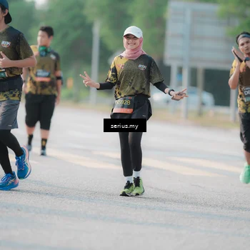Runner Photo 6408425
