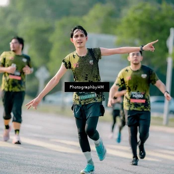 Runner Photo 6408429