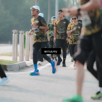 Runner Photo 6408441