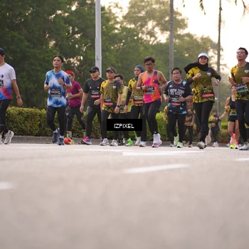 Runner Photo 6408451
