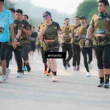 Runner Photo 6408453