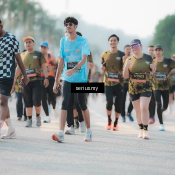 Runner Photo 6408463