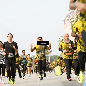 Runner Photo 6408535