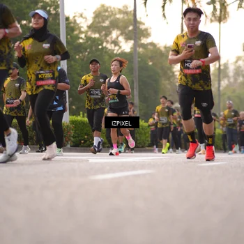 Runner Photo 6408550