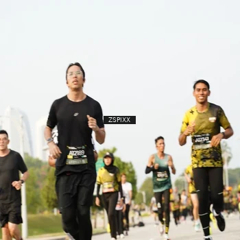 Runner Photo 6408566