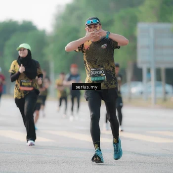 Runner Photo 6408571