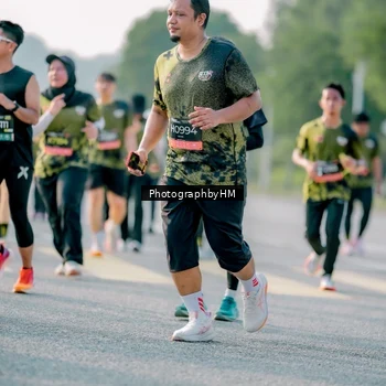 Runner Photo 6408574