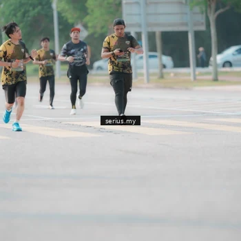 Runner Photo 6408578