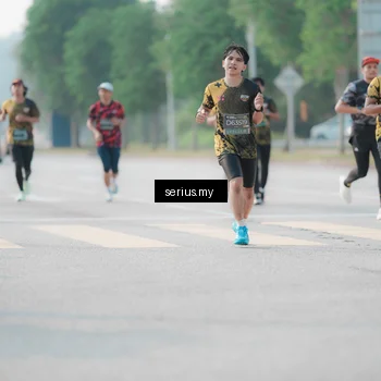 Runner Photo 6408588