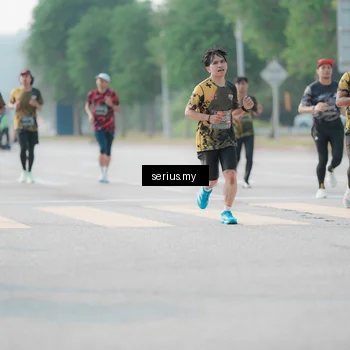 Runner Photo 6408589