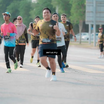 Runner Photo 6408625