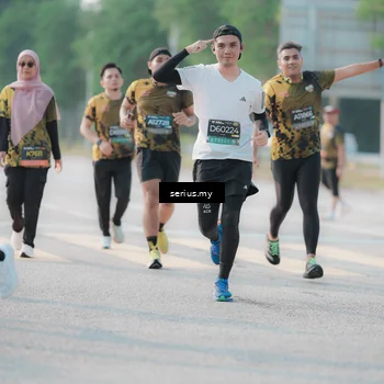 Runner Photo 6408635