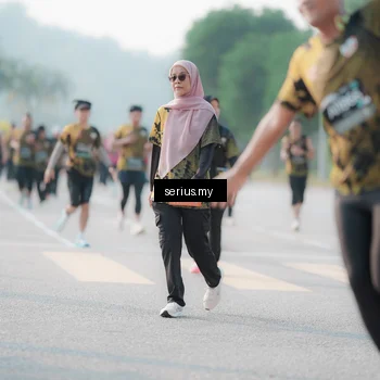 Runner Photo 6408646