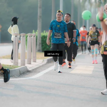 Runner Photo 6408649