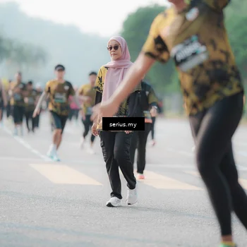 Runner Photo 6408669