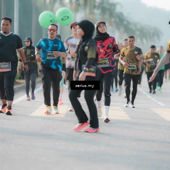 Runner Photo 6408671