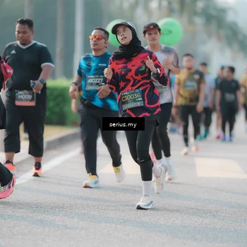 Runner Photo 6408687
