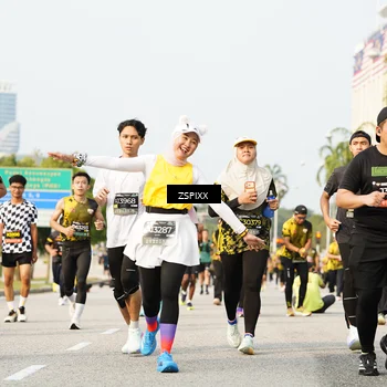 Runner Photo 6408703