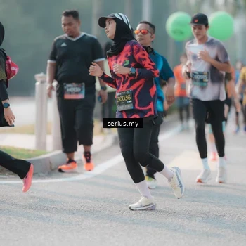 Runner Photo 6408707