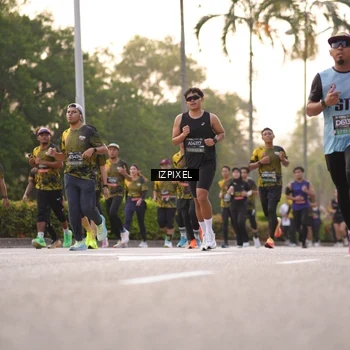 Runner Photo 6408713