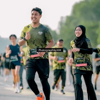 Runner Photo 6408715
