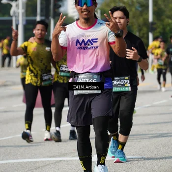 Runner Photo 6408728