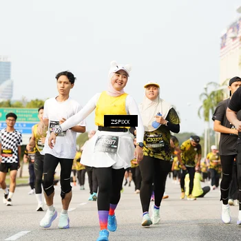 Runner Photo 6408732