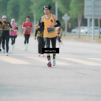 Runner Photo 6408735