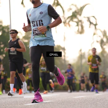 Runner Photo 6408755